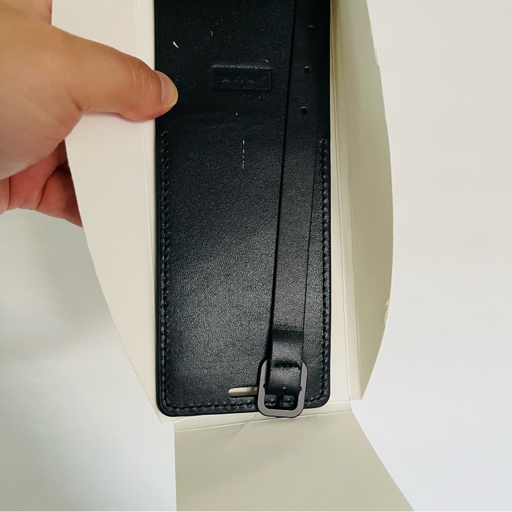 ๐น Away Travel Black Leather Luggage Tag Accessory - Picture 4 of 7